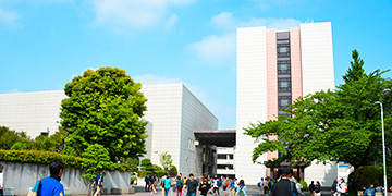 駒澤大学